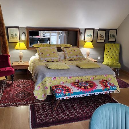 Les Glycines Bed and Breakfast Ury Eksteriør billede