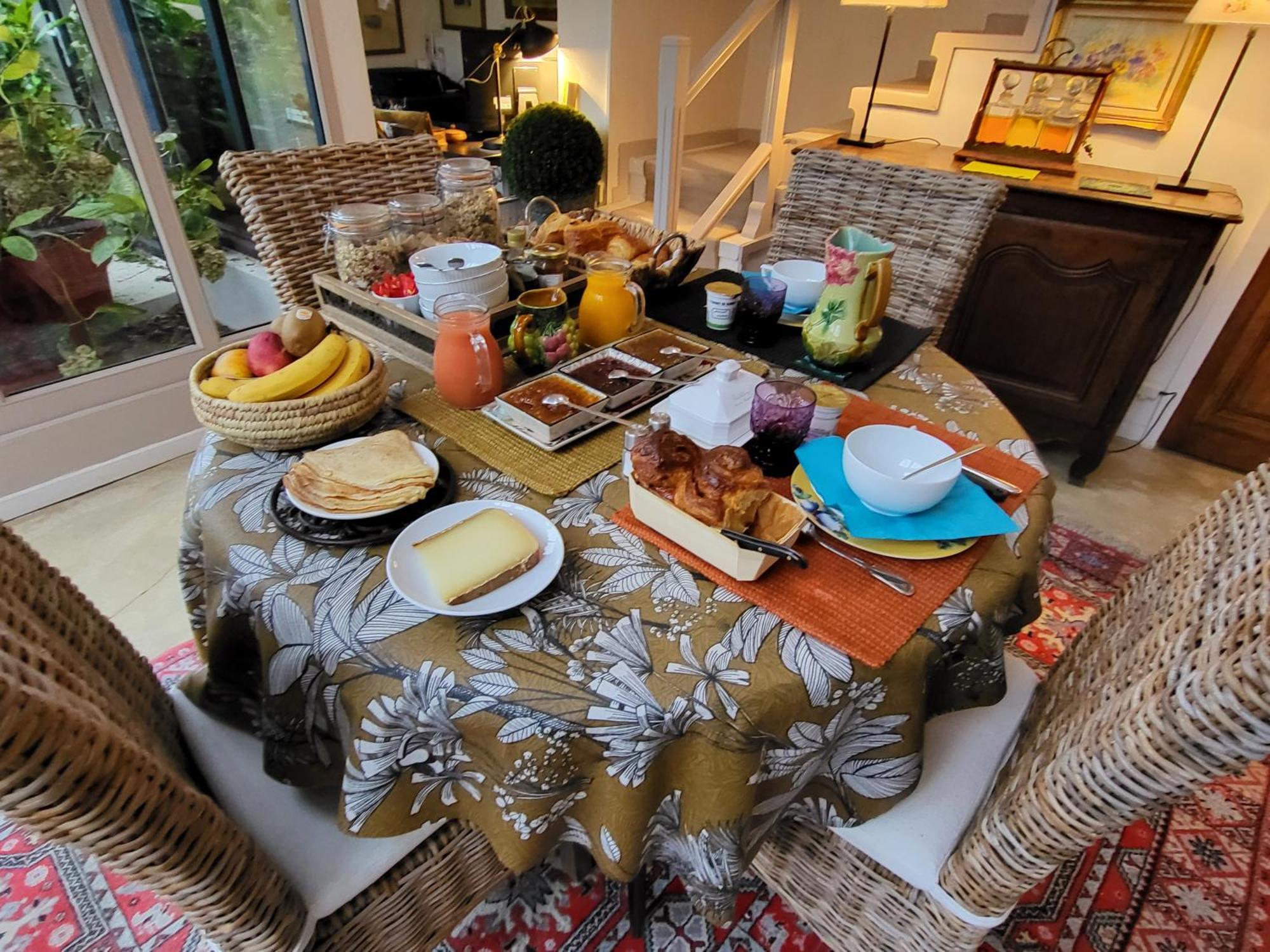 Les Glycines Bed and Breakfast Ury Eksteriør billede